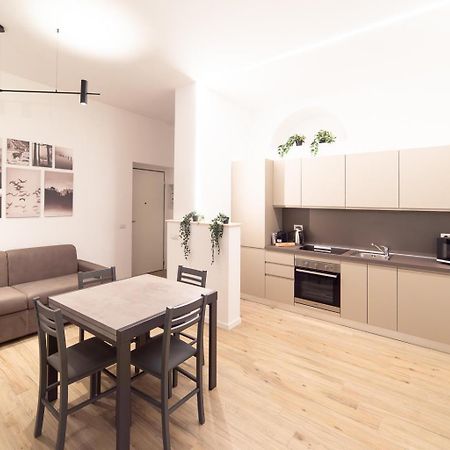 Hbhall Porta Romana Suite Mailand Exterior foto